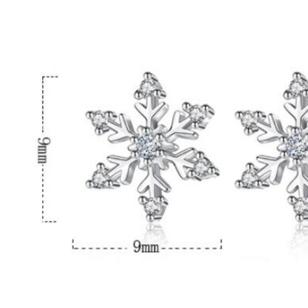 NEW 925 Sterling Silver Diamond Snowflake Earrings - Picture 7 of 7